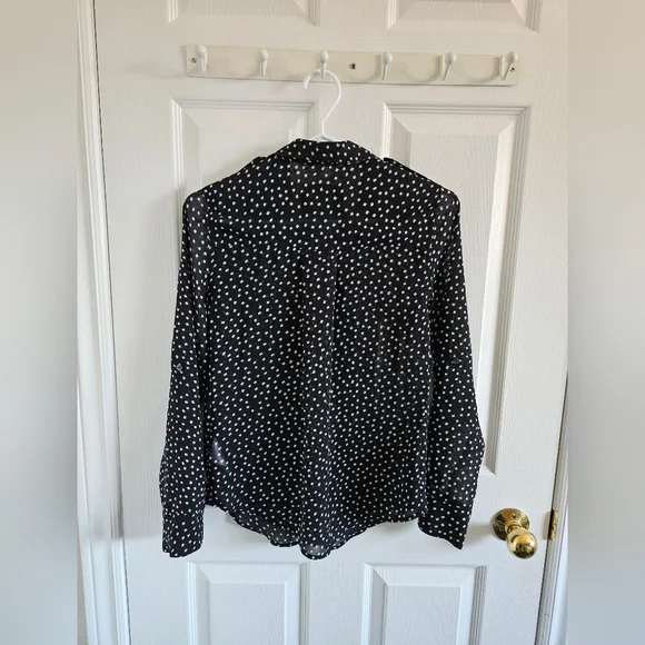 GUESS Button Down Shirt - Picture 2 of 3